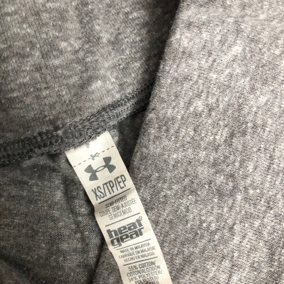 Under Armour crop/Capri pants - Picture 3 of 3